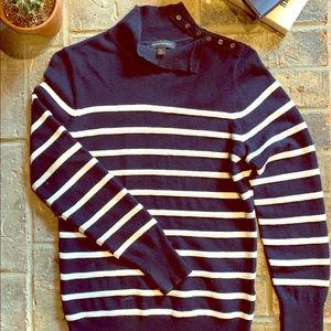 Banana Republic sweater